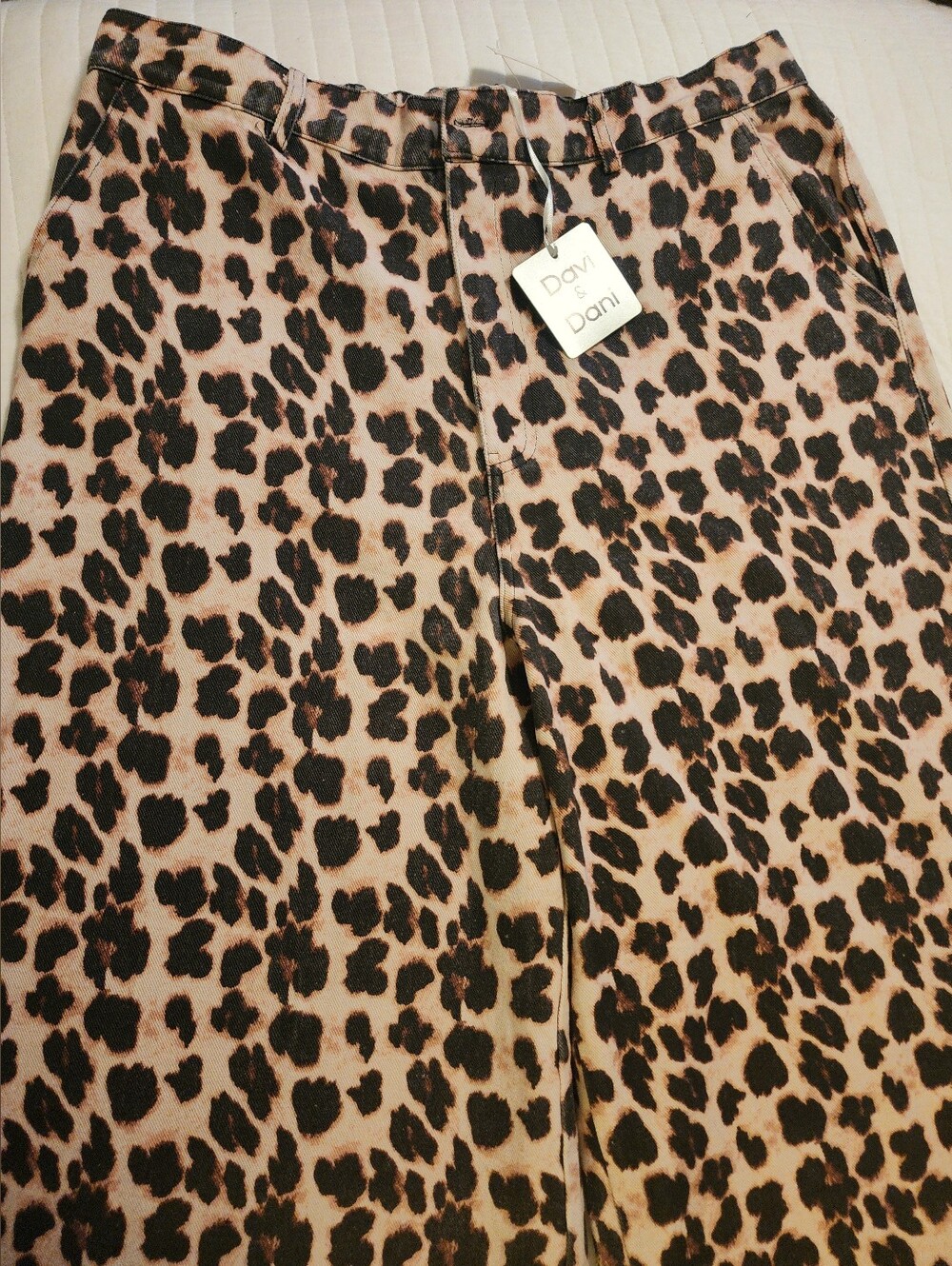 DAVI & DANI Leopard Print Wide Leg Jeans - Pink and Black